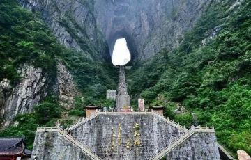 想投資游樂設(shè)備，如保正確選擇生產(chǎn)廠家？